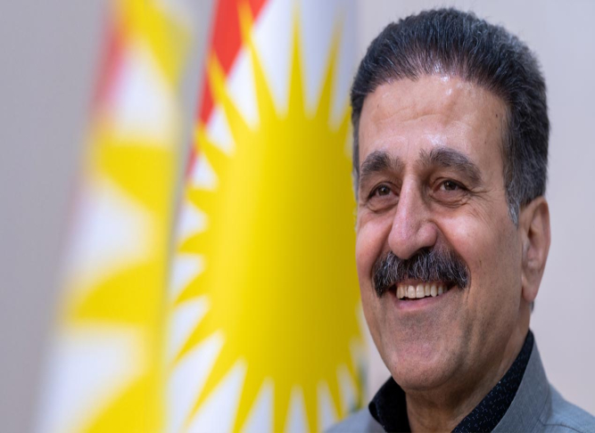  کاک بابە شێخ حوسەینی سکرتێری گشتی سازمانی خەباتی ی کوردستانی ئیران